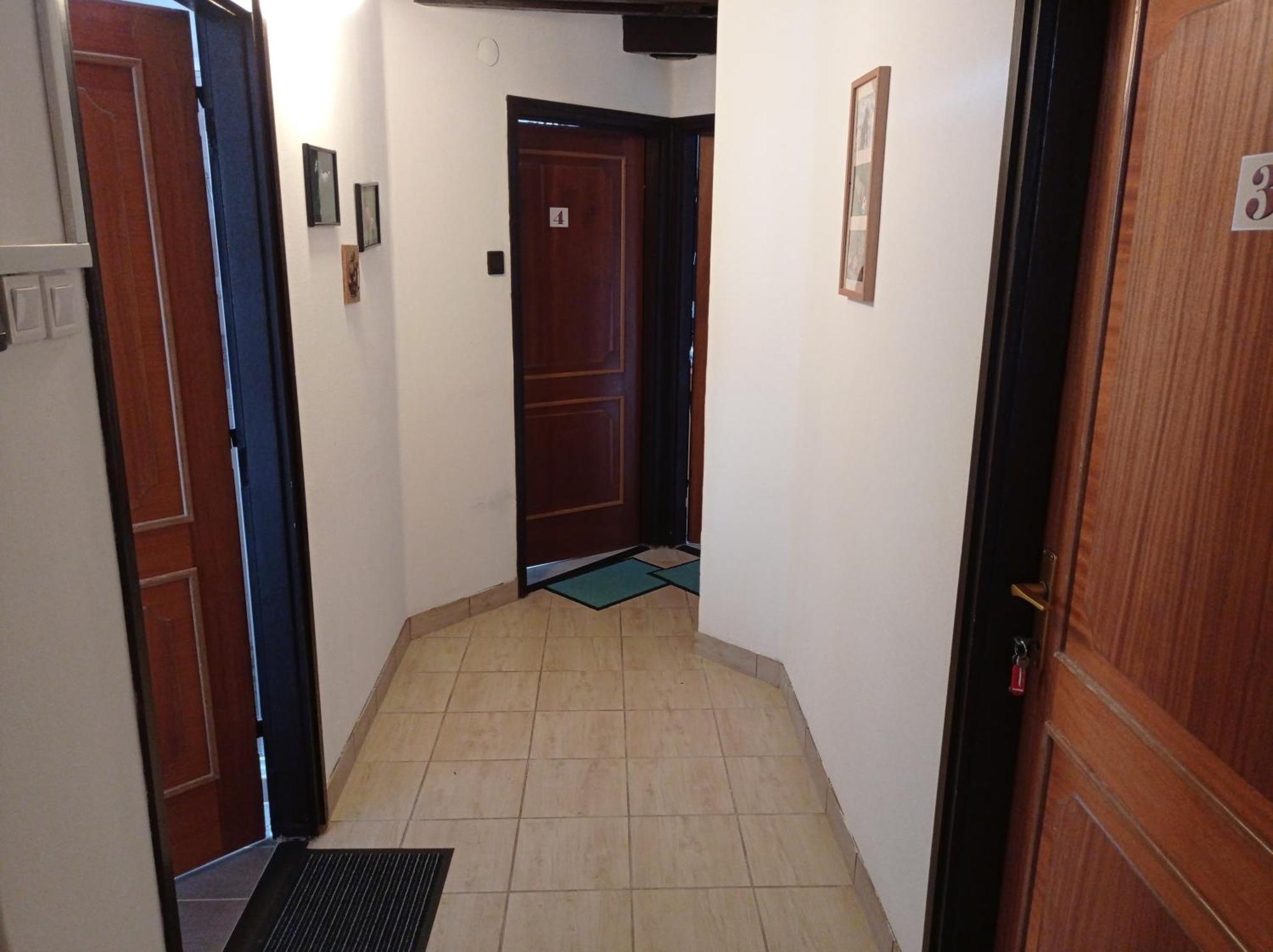 Partifecske Vendeghaz Hotel Tiszafured Exterior photo